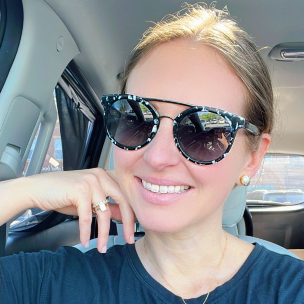 Meet your Posher, Candice